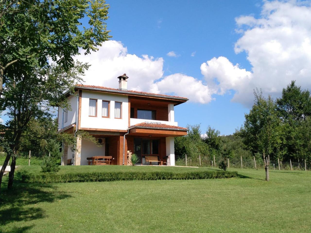 Hotel Sinjirite Complex Elena Exterior foto